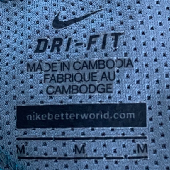 Woman’s top - Picture 4 of 4